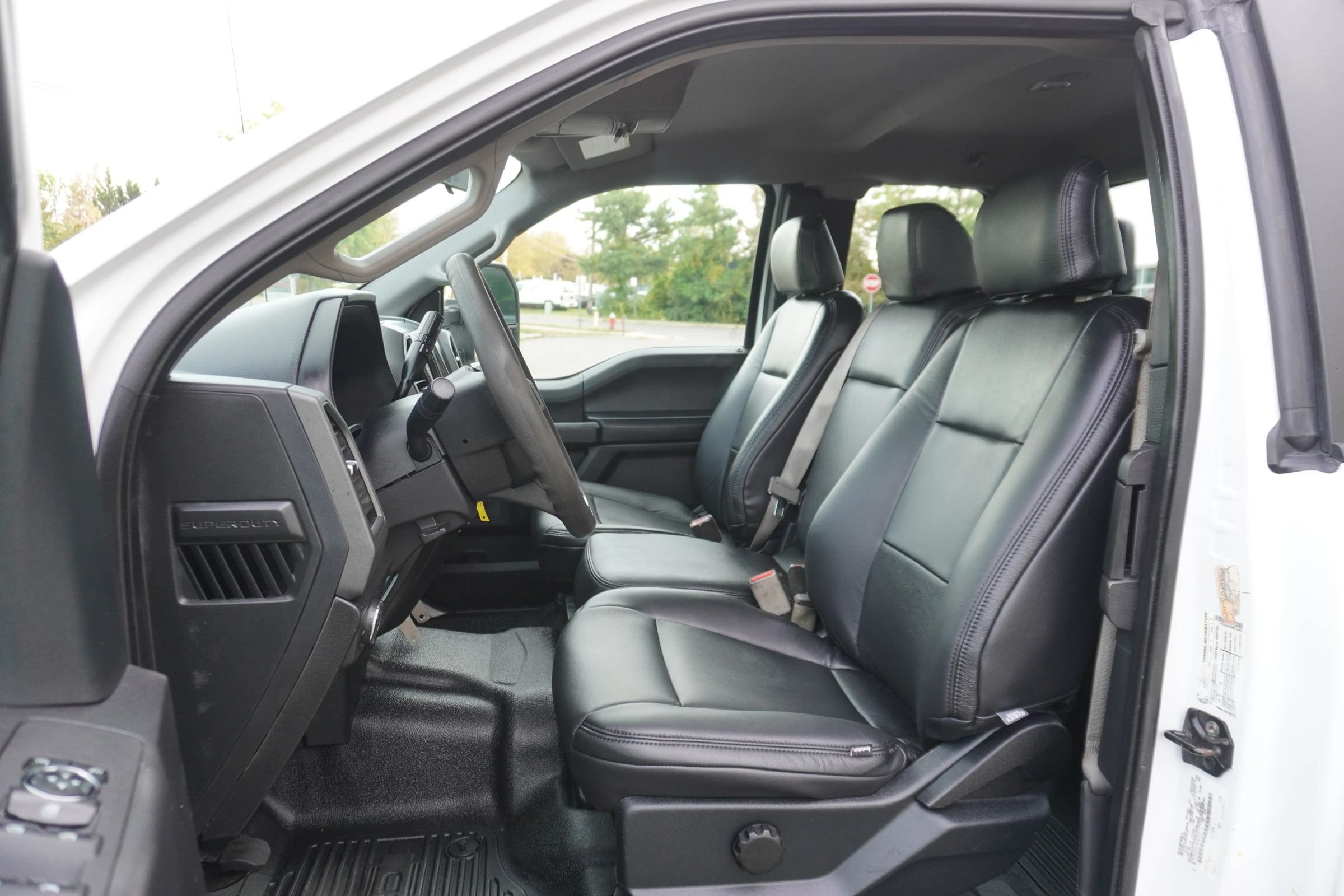 Used 2017 Ford F350 XL AWD/4WD image 9