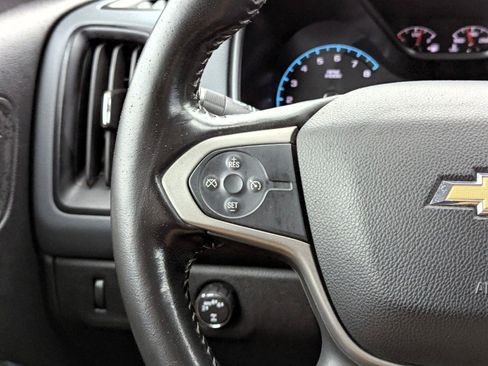 Used 2018 Chevrolet Colorado Z71 AWD/4WD image 19