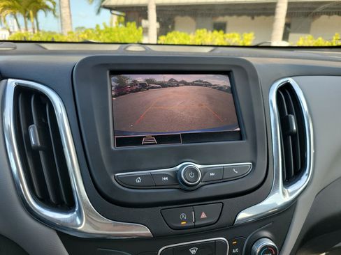 Used 2023 Chevrolet Equinox LS w/ LPO, Floor Liner Package AWD/4WD image 25