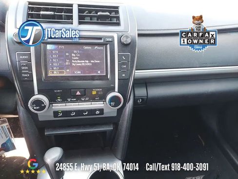 Used 2012 Toyota Camry SE FWD image 13
