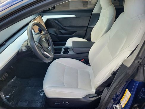 Used 2023 Tesla Model 3 Standard Range image 11