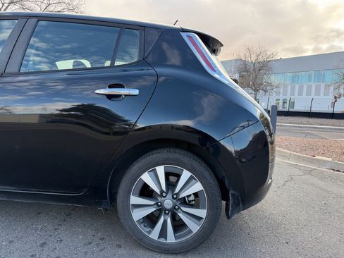 Used 2015 Nissan Leaf SL image 13