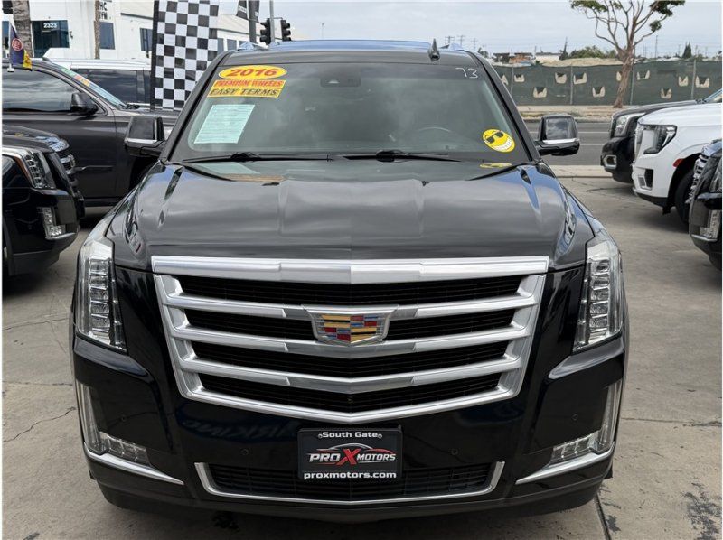 Used 2016 Cadillac Escalade ESV Luxury AWD/4WD image 8