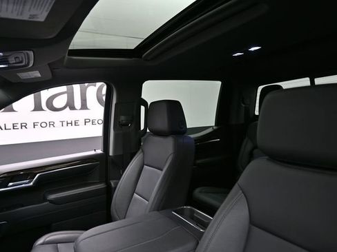 Used 2024 GMC Sierra 1500 Elevation w/ Elevation Premium Package image 17