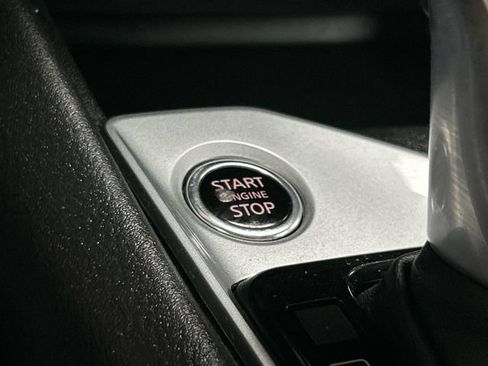Used 2025 Nissan Altima 2.5 SV FWD image 34