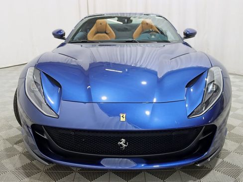 Used 2021 Ferrari 812 GTS RWD image 11