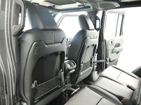 New 2026 Jeep Gladiator Rubicon AWD/4WD image 23
