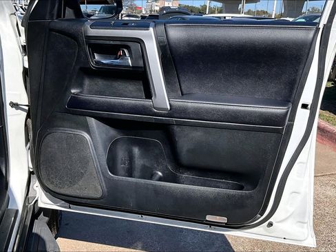 Used 2020 Toyota 4Runner SR5 Premium image 22