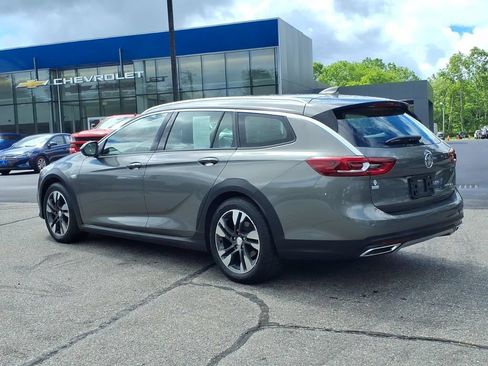 Certified 2019 Buick Regal Essence w/ Driver Confidence Package I AWD/4WD image 7
