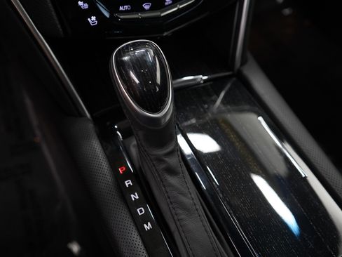 Used 2018 Cadillac XTS Vsport Platinum image 23