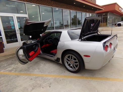 Used 2004 Chevrolet Corvette Z06 RWD image 17