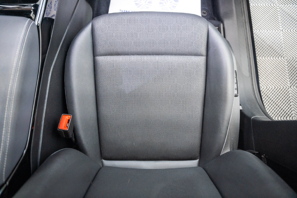 Used 2023 Volkswagen ID.4 Pro S AWD/4WD image 29
