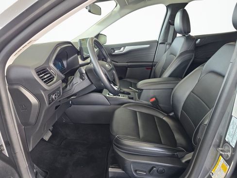 Used 2024 Ford Escape Platinum AWD/4WD image 18