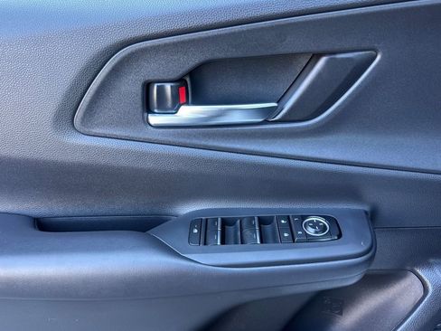 Used 2024 Toyota Prius Prime image 10