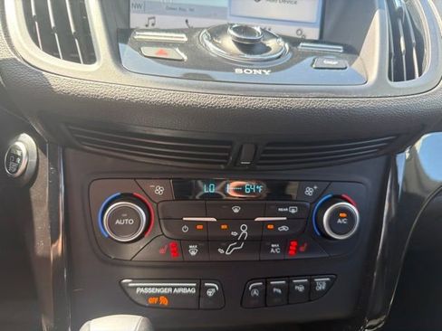Used 2018 Ford Escape Titanium AWD/4WD image 21