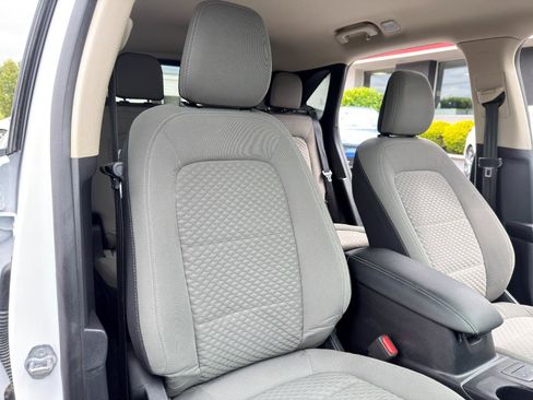Used 2020 Ford Escape SE FWD image 32