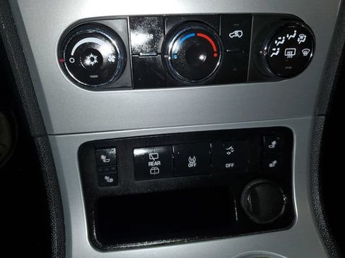 Used 2012 GMC Acadia SLE FWD image 20