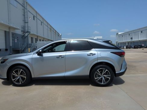 Used 2024 Lexus RX 350 FWD w/ Technology Package image 9