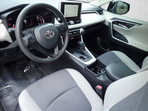 Used 2023 Toyota RAV4 XLE AWD/4WD image 10