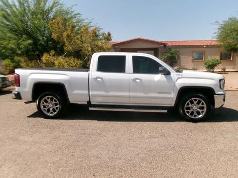 Used 2017 GMC Sierra 1500 SLT w/ SLT Premium Package image 8