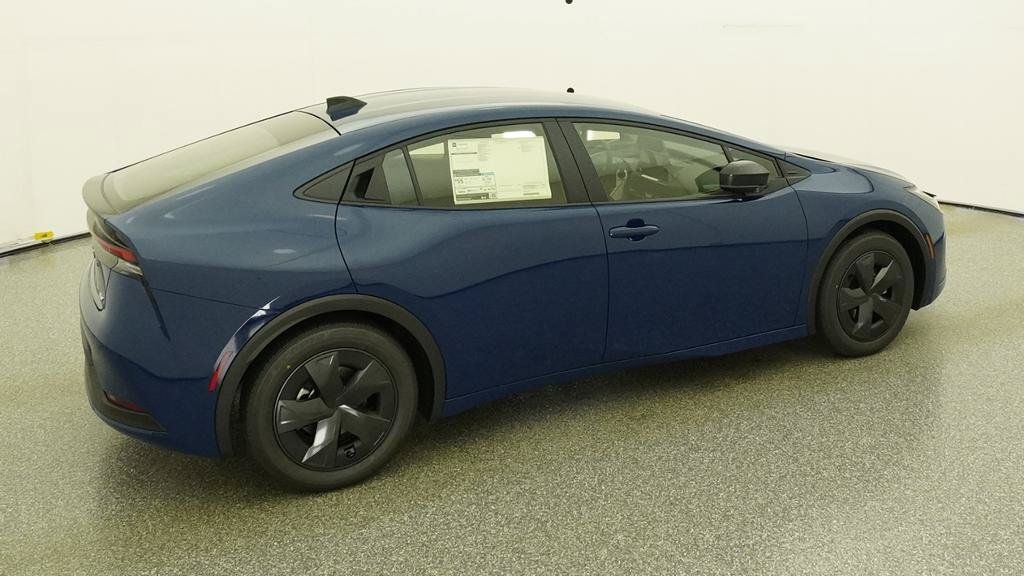 New 2027 Toyota Prius LE FWD image 13