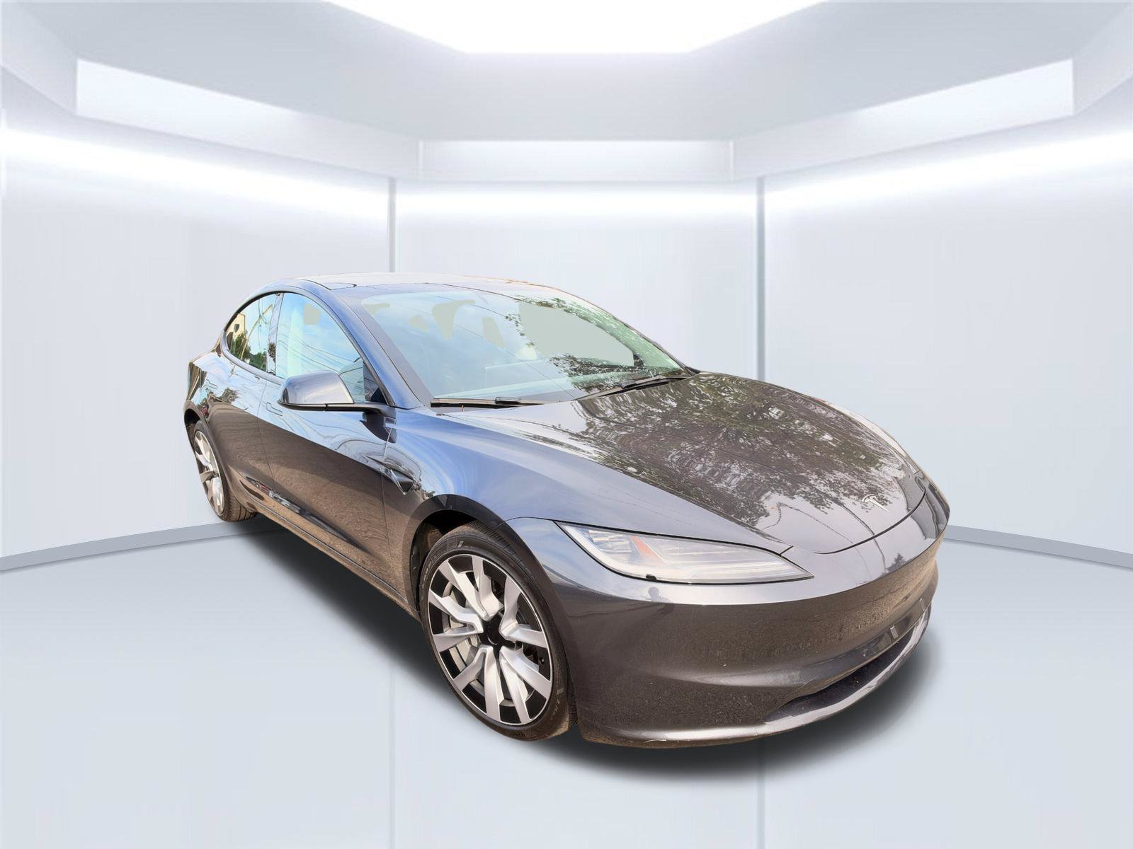 Used 2025 Tesla Model 3 Long Range AWD/4WD image 2