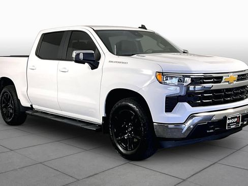 Certified 2025 Chevrolet Silverado 1500 LT w/ Safety Package RWD image 3
