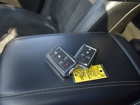 Used 2023 Jeep Grand Cherokee L Laredo image 21