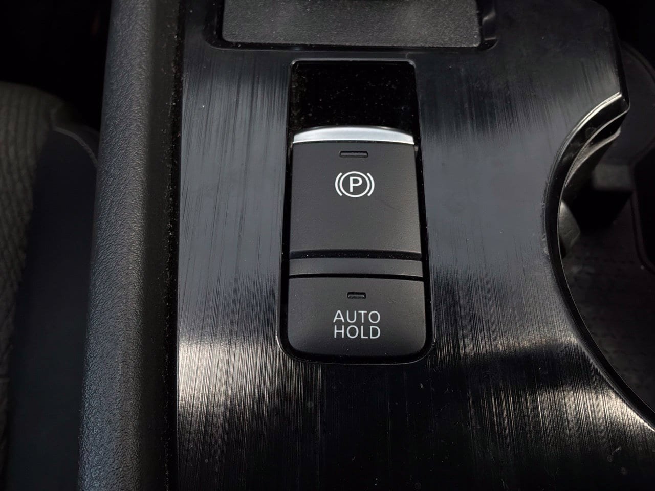 Used 2025 Nissan Rogue SV FWD image 26