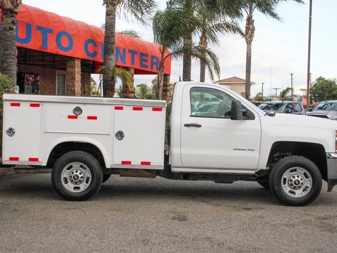 Used 2017 Chevrolet Silverado 2500 W/T image 11