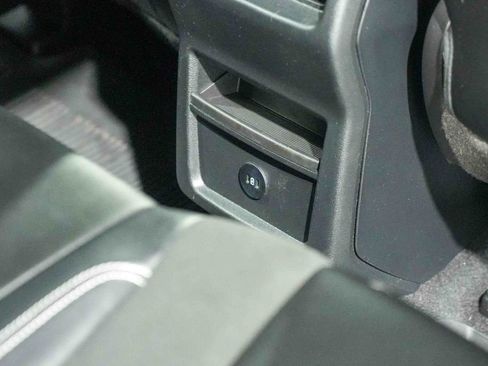 Used 2023 Ford Edge ST image 20