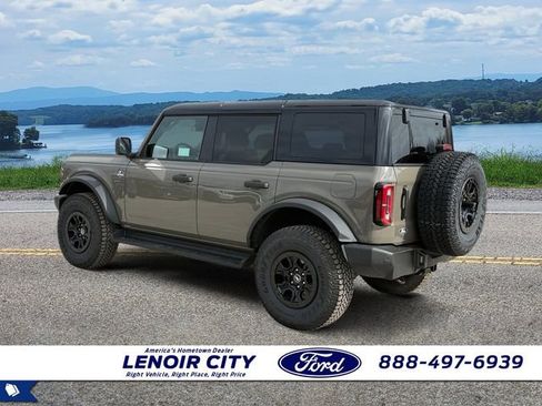 New 2026 Ford Bronco Outer Banks w/ Sasquatch Package image 5