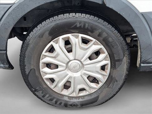 Used 2015 Ford Transit 350 XLT image 10