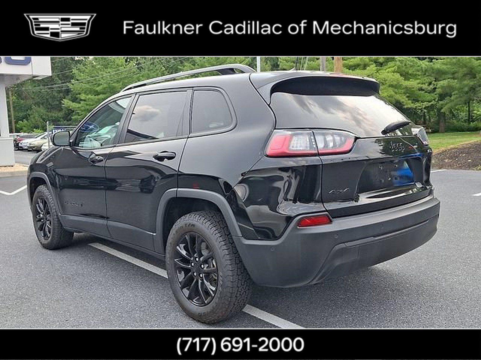 Used 2023 Jeep Cherokee Altitude Lux AWD/4WD image 5