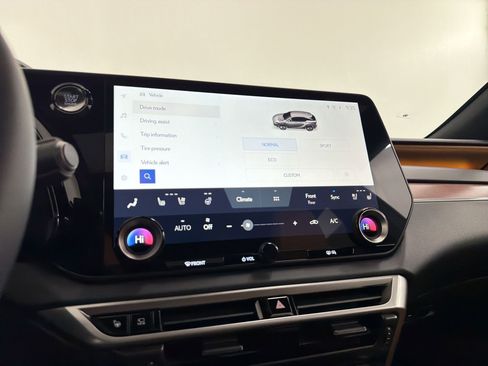 New 2026 Lexus RX 350 FWD image 23