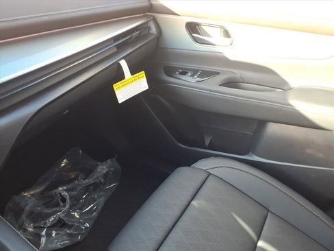 New 2026 Nissan Murano Platinum image 23