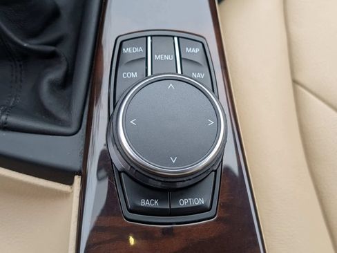 Used 2017 BMW 340i xDrive Sedan image 23