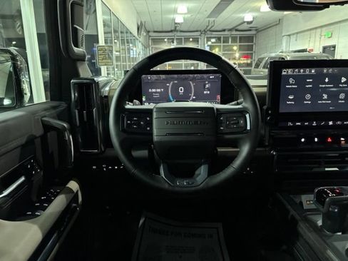 Used 2026 GMC Hummer EV SUV AWD/4WD image 33