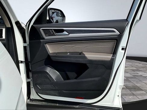 Used 2023 Volkswagen Atlas SEL Premium R-Line AWD/4WD image 24
