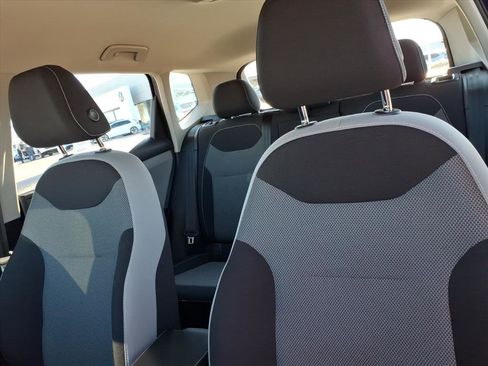 Certified 2022 Volkswagen Taos S w/ IQ Drive S Package image 18