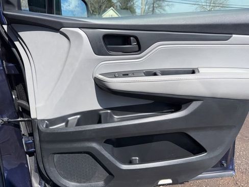 Used 2019 Honda Odyssey EX-L image 24