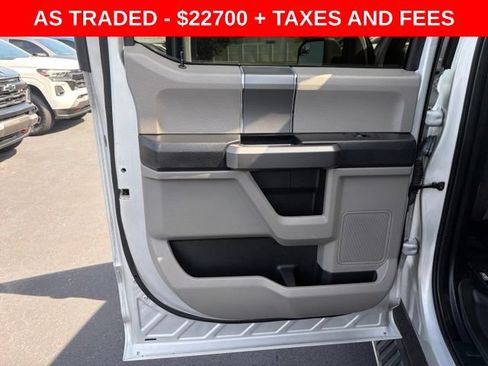 Used 2019 Ford F150 XLT w/ Equipment Group 302A Luxury AWD/4WD image 13
