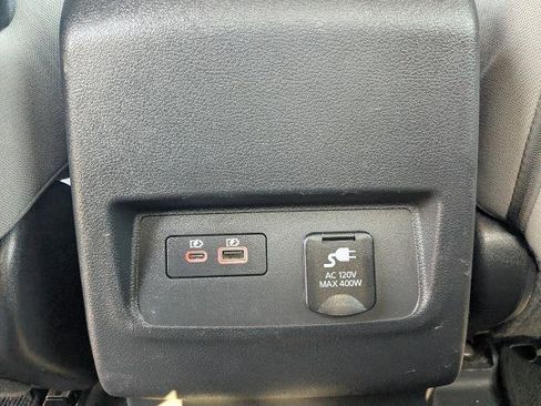 Used 2022 Nissan Frontier SV image 14