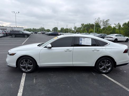 Used 2024 Honda Accord EX image 3