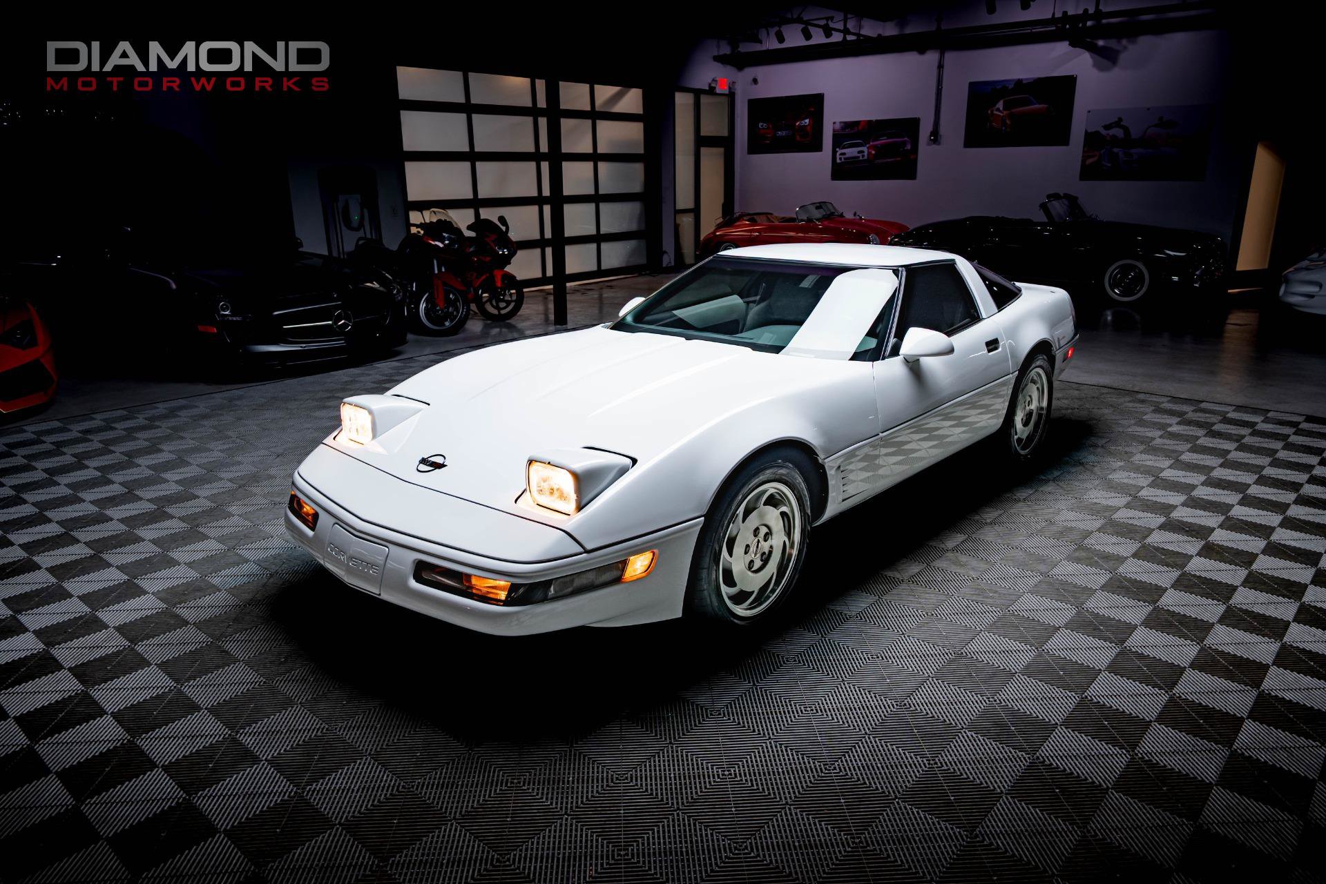 Used 1995 Chevrolet Corvette Coupe RWD image 48