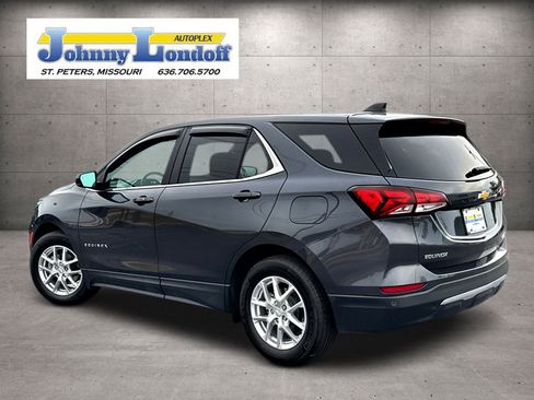 Used 2022 Chevrolet Equinox LT image 3