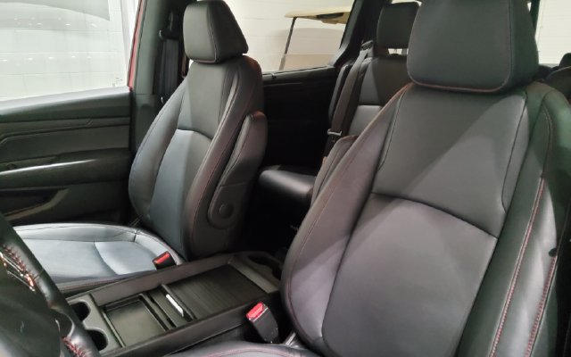 Used 2024 Honda Odyssey Sport image 15