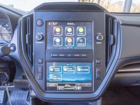 Certified 2025 Subaru Impreza 2.0i image 11