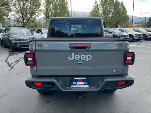 Used 2021 Jeep Gladiator Overland w/ Popular Equipment Package image 9