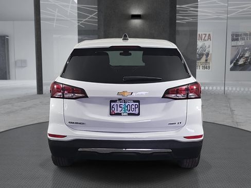 Used 2022 Chevrolet Equinox LT AWD/4WD image 6